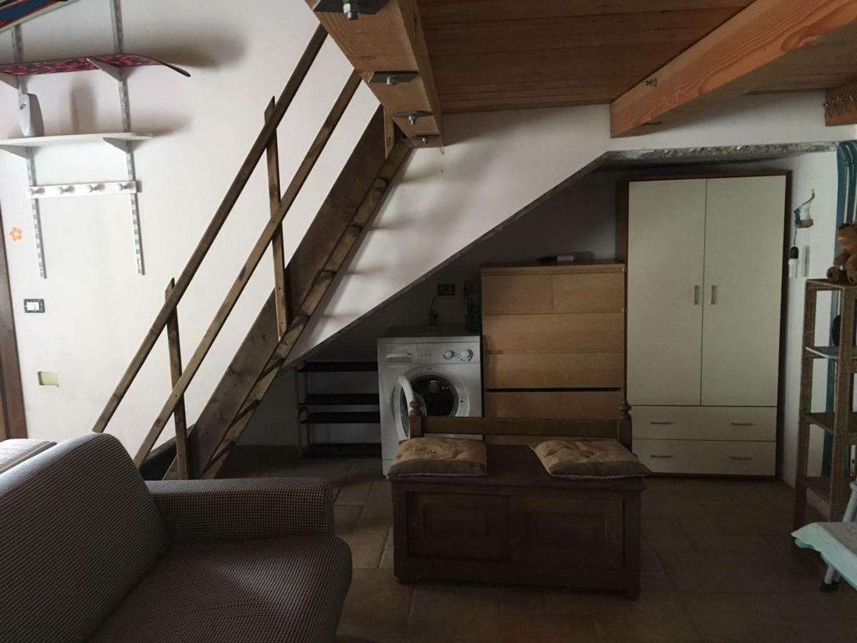 אאוסטה La Maison Cache מראה חיצוני תמונה